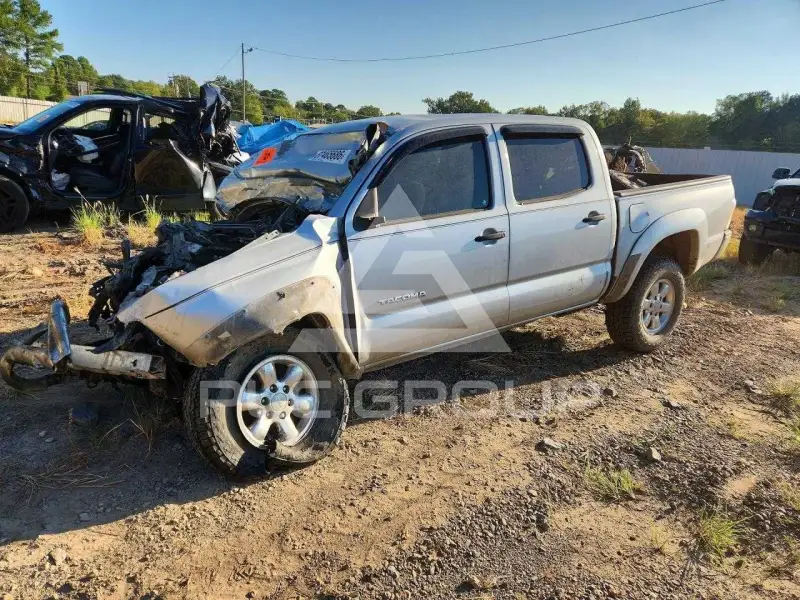 2010 Toyota TACOMA photo