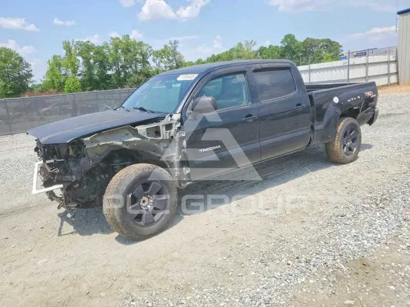 2010 Toyota TACOMA photo