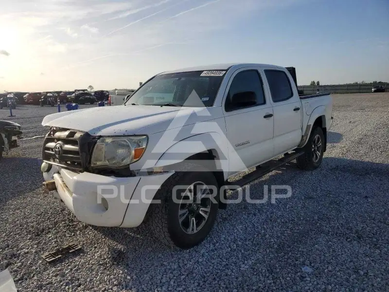 2010 Toyota TACOMA photo