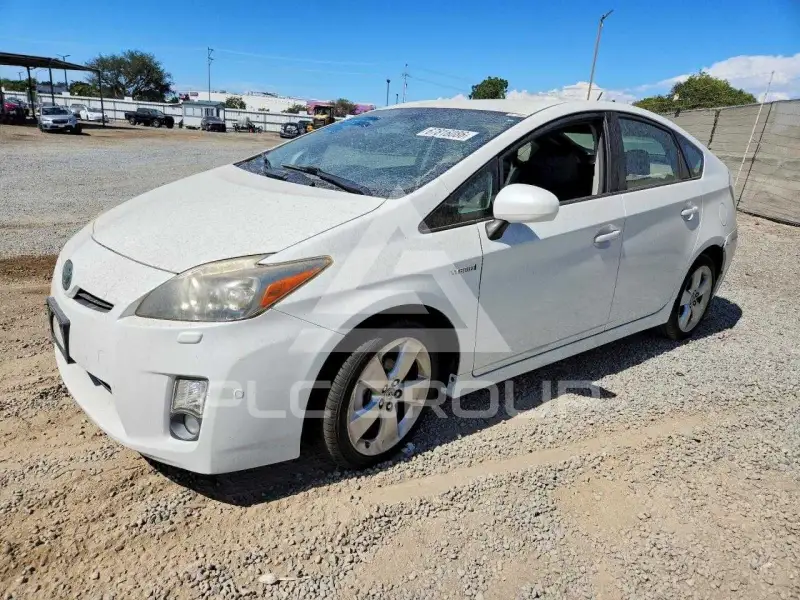 2010 Toyota PRIUS фото