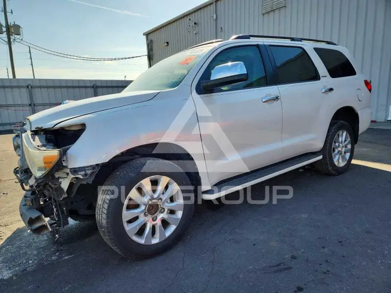 2010 Toyota SEQUOIA фото