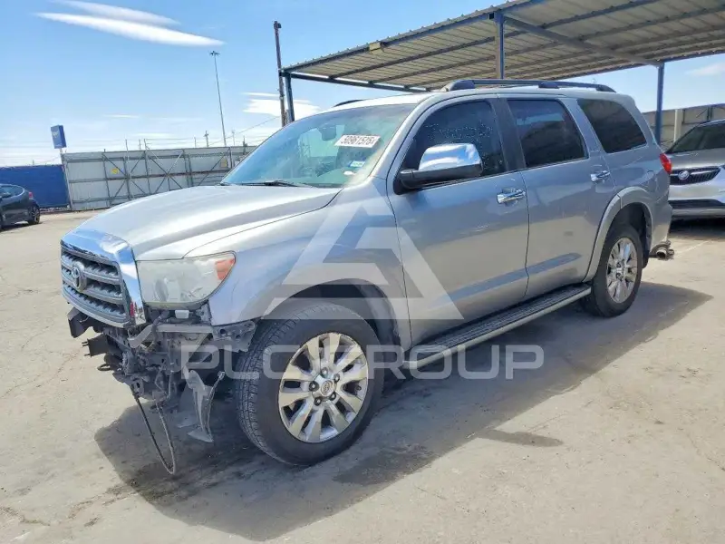 2010 Toyota SEQUOIA фото