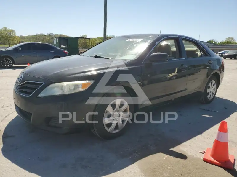 2010 Toyota CAMRY фото