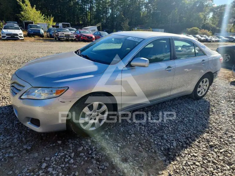 2010 Toyota CAMRY photo