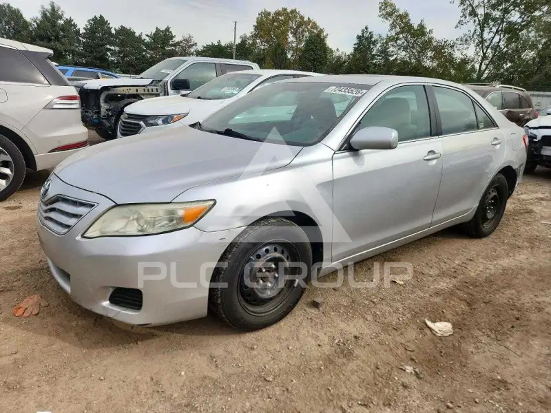2010 Toyota CAMRY photo