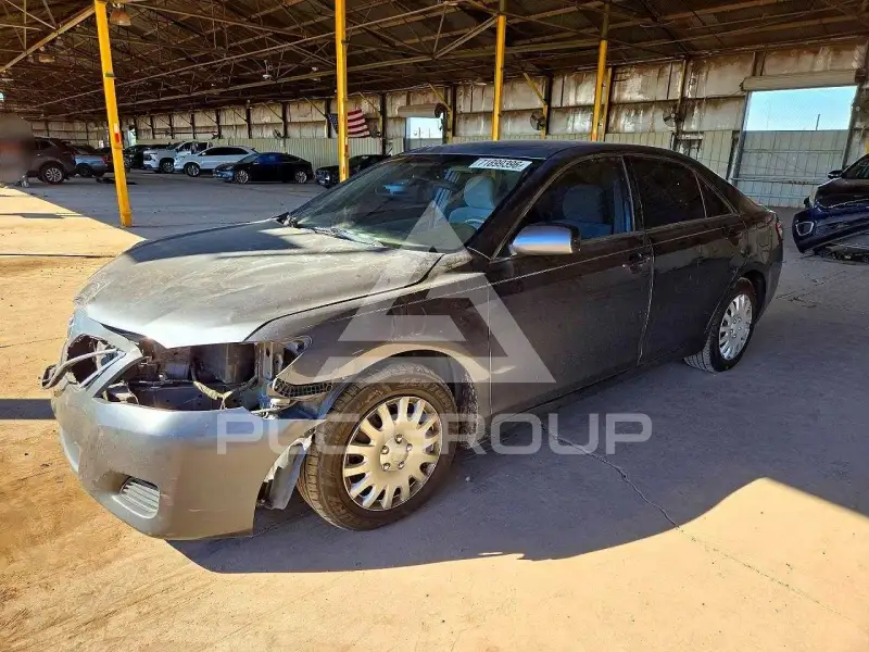 2010 Toyota CAMRY фото