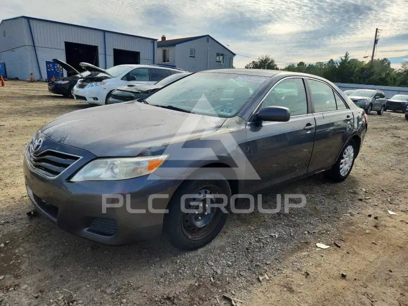 2010 Toyota CAMRY photo