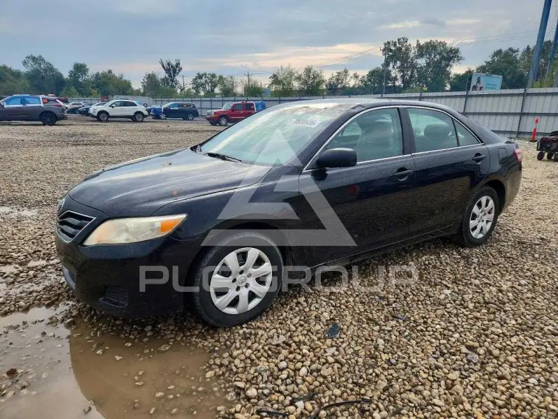 2010 Toyota CAMRY photo