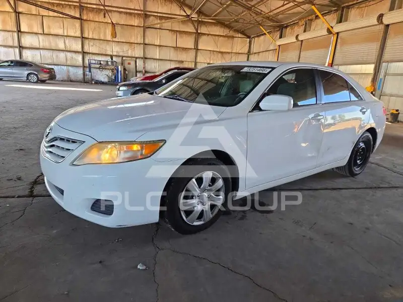 2010 Toyota CAMRY photo