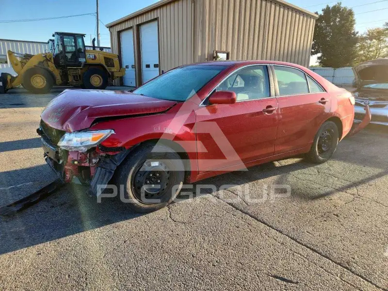 2010 Toyota CAMRY фото