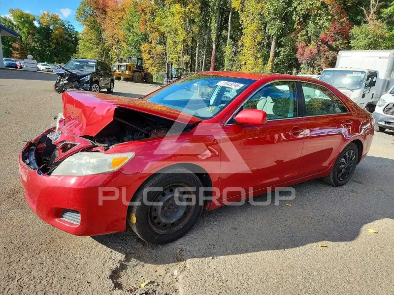 2010 Toyota CAMRY фото
