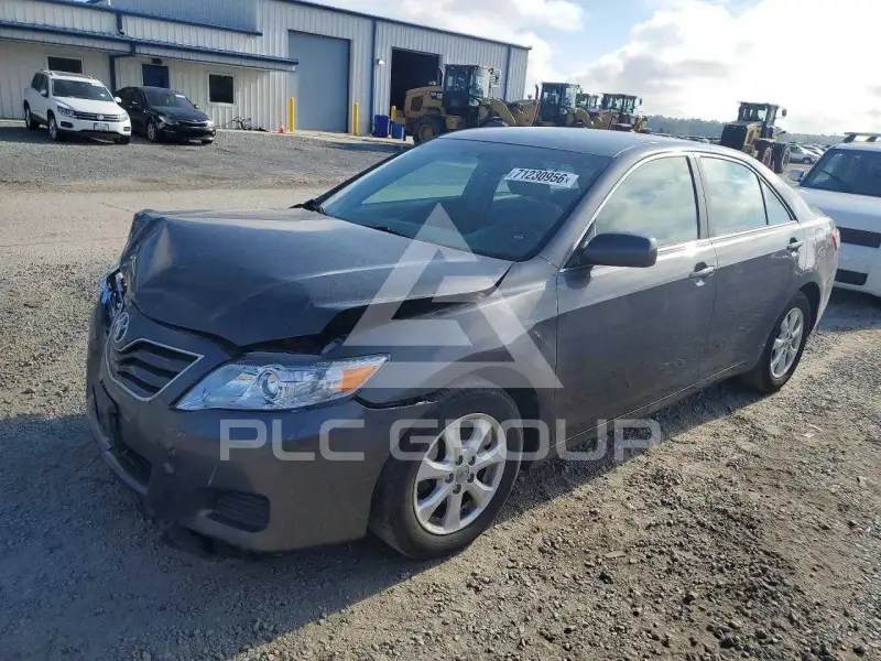2010 Toyota CAMRY фото