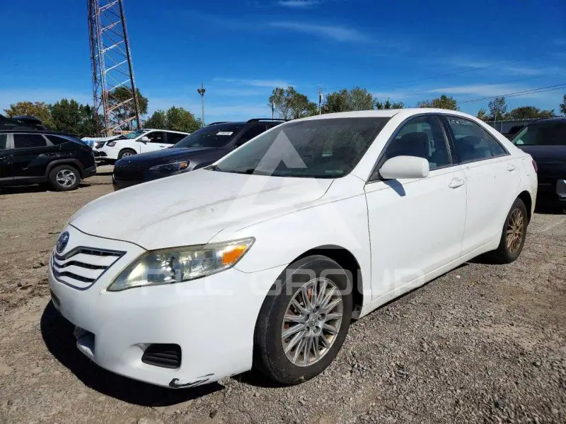 2010 Toyota CAMRY photo