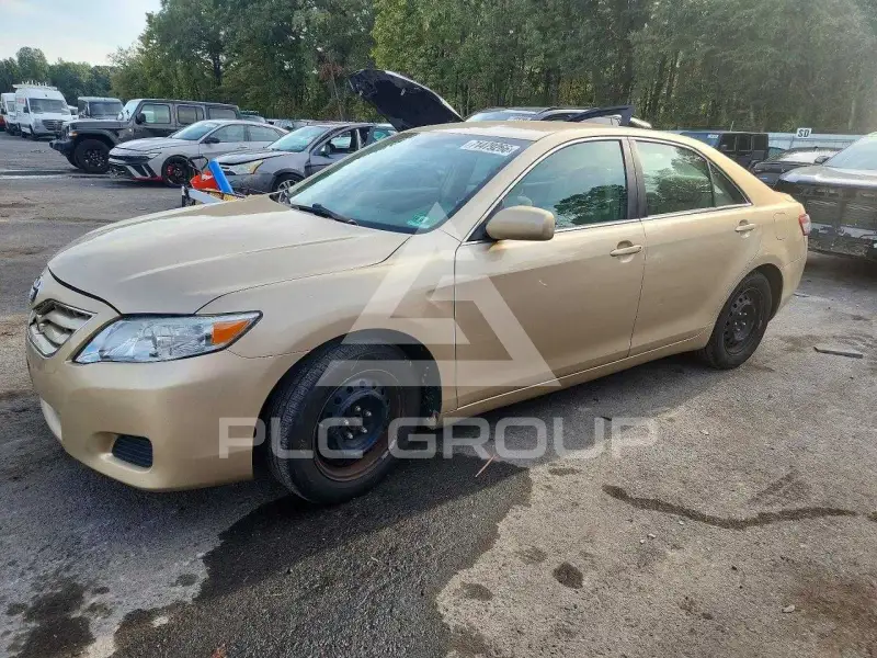 2010 Toyota CAMRY photo