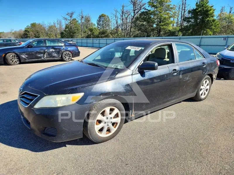 2010 Toyota CAMRY photo