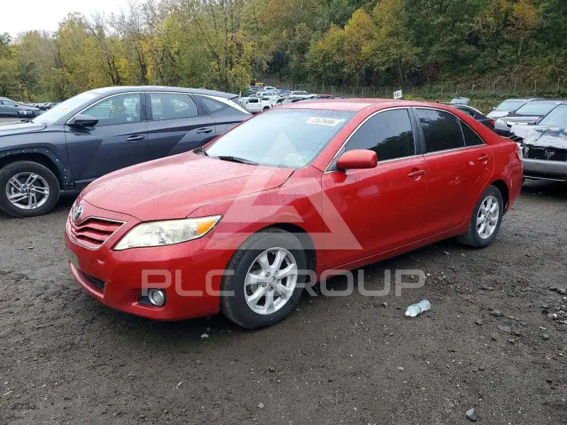 2010 Toyota CAMRY фото