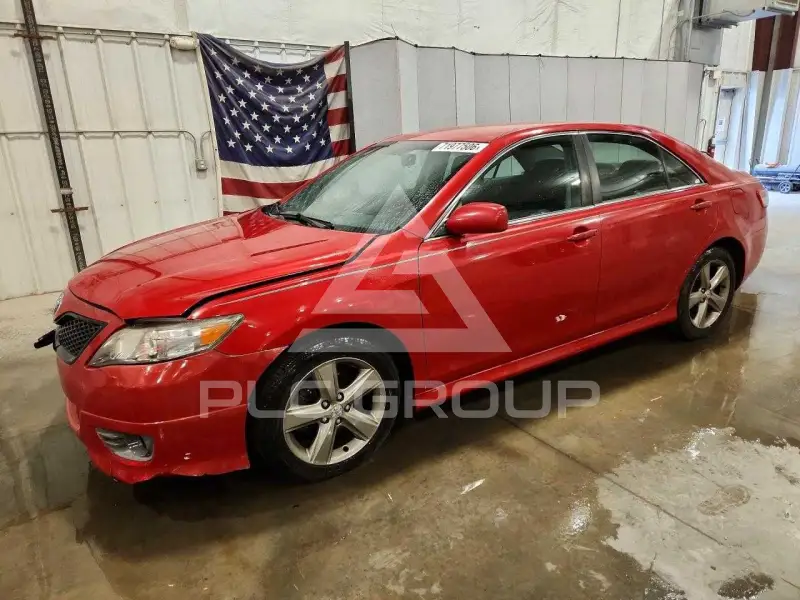 2010 Toyota CAMRY фото