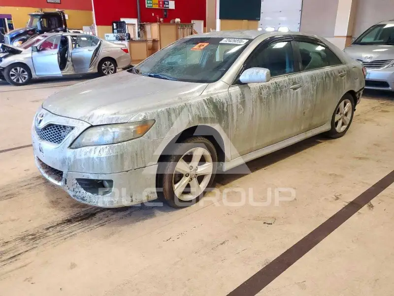 2010 Toyota CAMRY фото