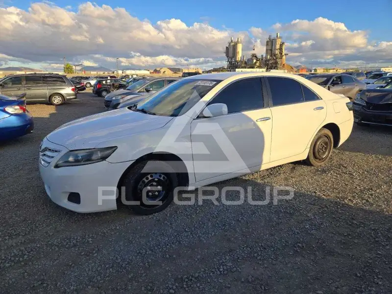 2010 Toyota CAMRY photo