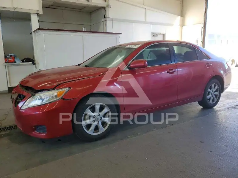 2010 Toyota CAMRY фото