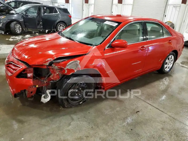 2010 Toyota CAMRY фото