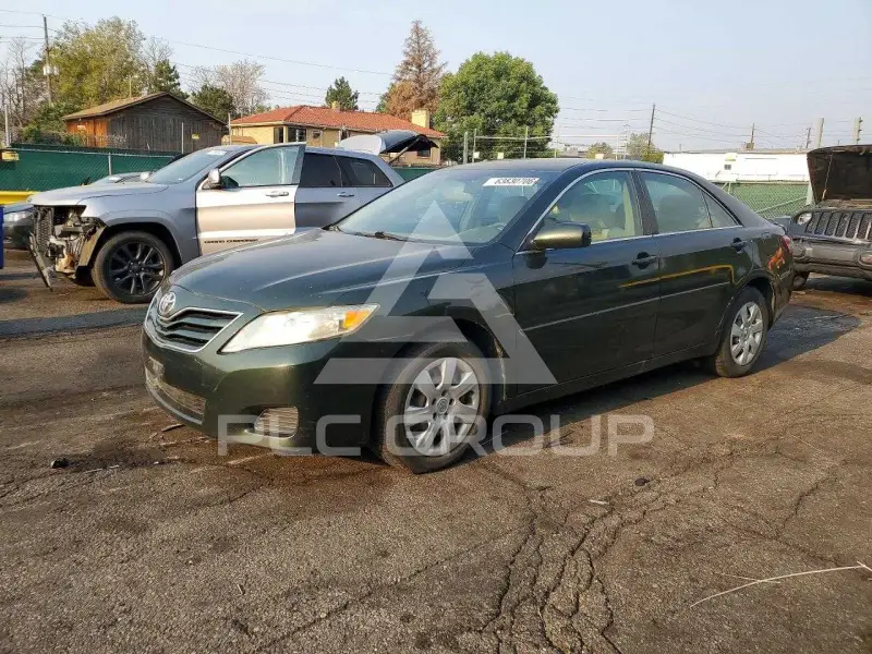 2010 Toyota CAMRY photo