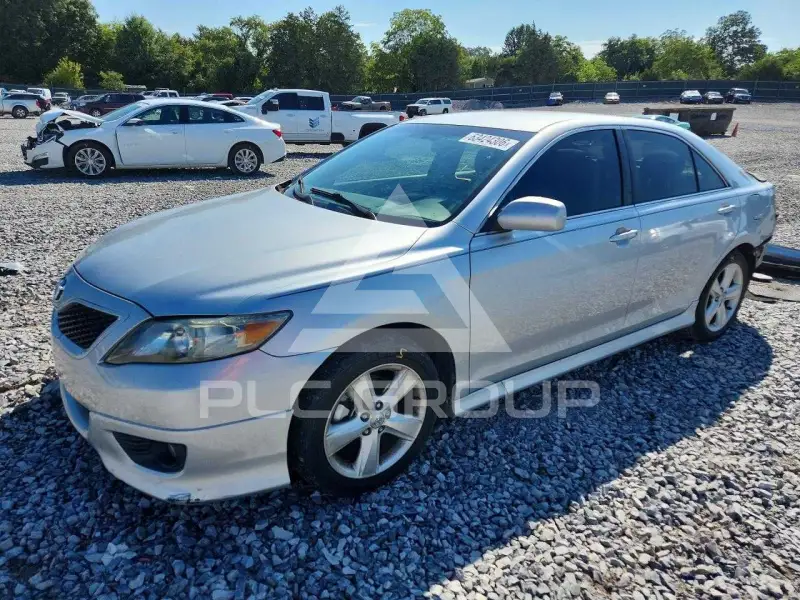 2010 Toyota CAMRY photo