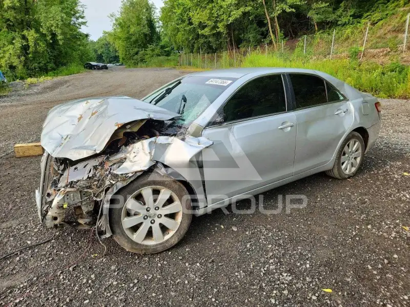 2010 Toyota CAMRY фото