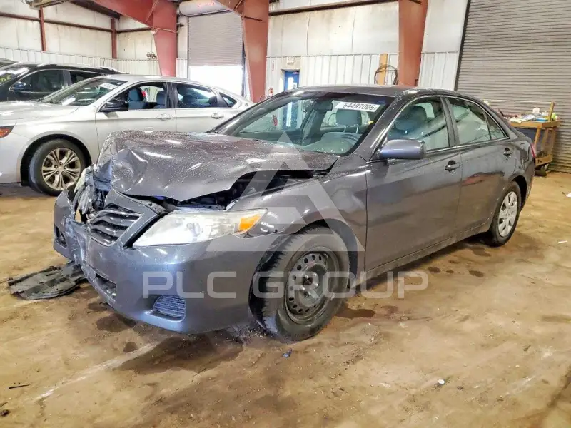 2010 Toyota CAMRY фото