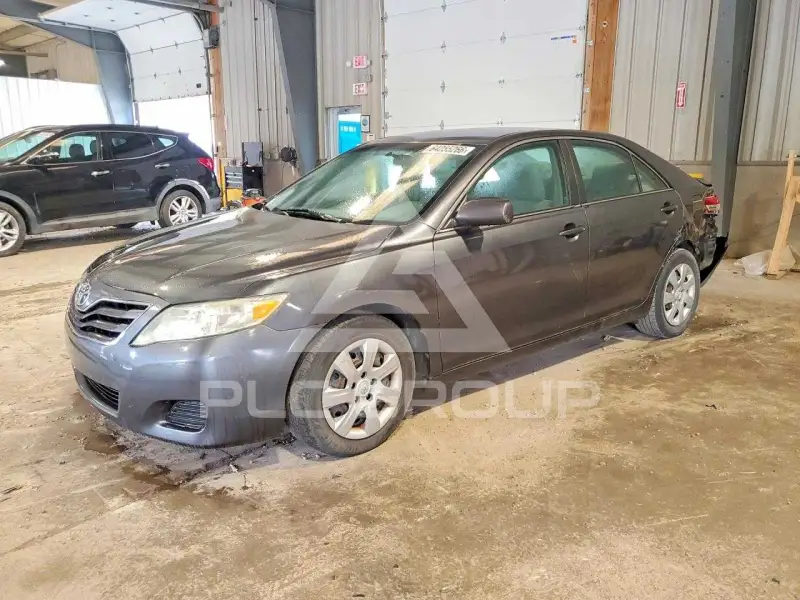 2010 Toyota CAMRY photo