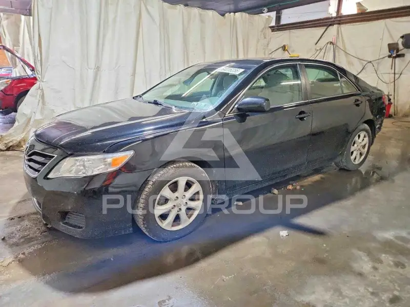 2010 Toyota CAMRY фото
