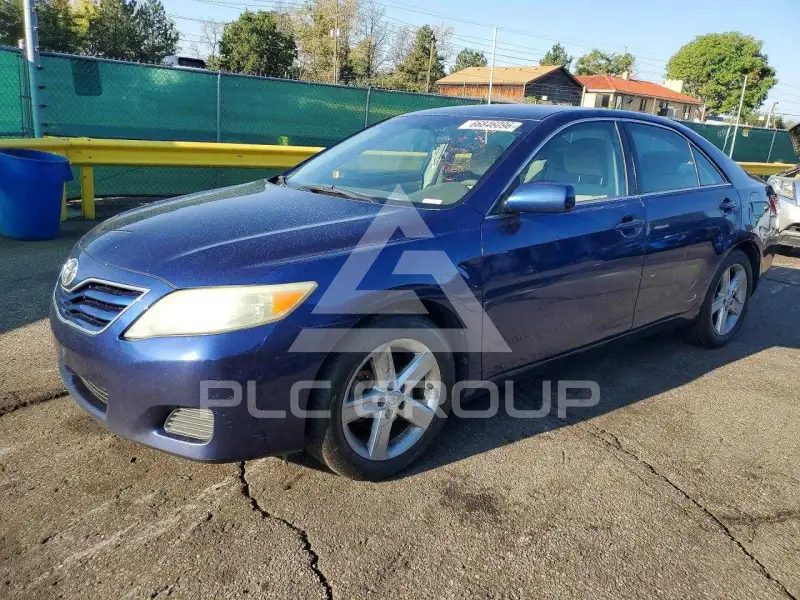 2010 Toyota CAMRY фото