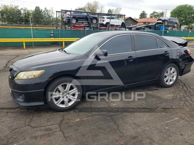 2010 Toyota CAMRY фото