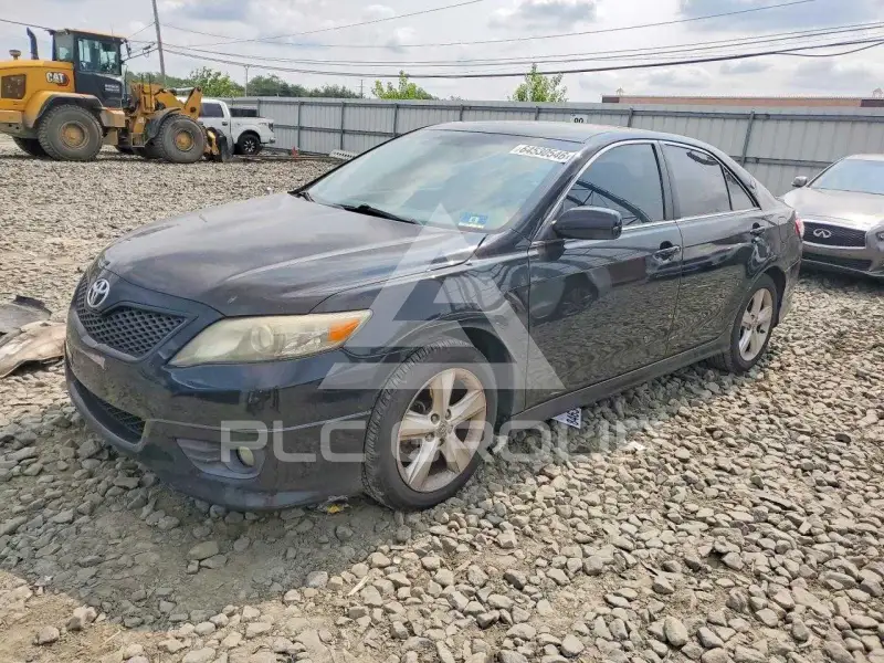 2010 Toyota CAMRY фото