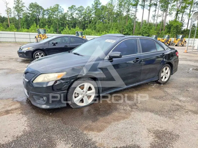 2010 Toyota CAMRY фото