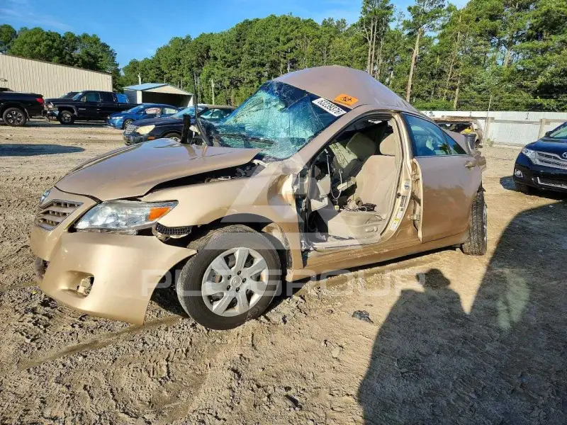 2010 Toyota CAMRY фото