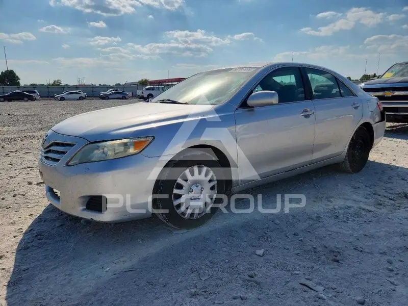 2010 Toyota CAMRY photo