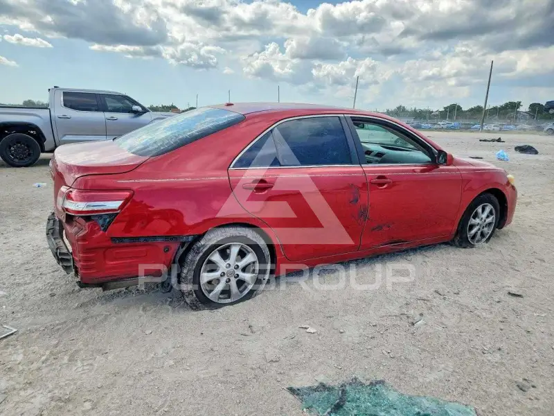 2010 Toyota CAMRY фото