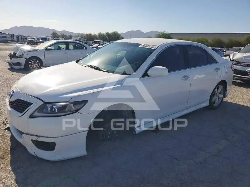 2010 Toyota CAMRY photo