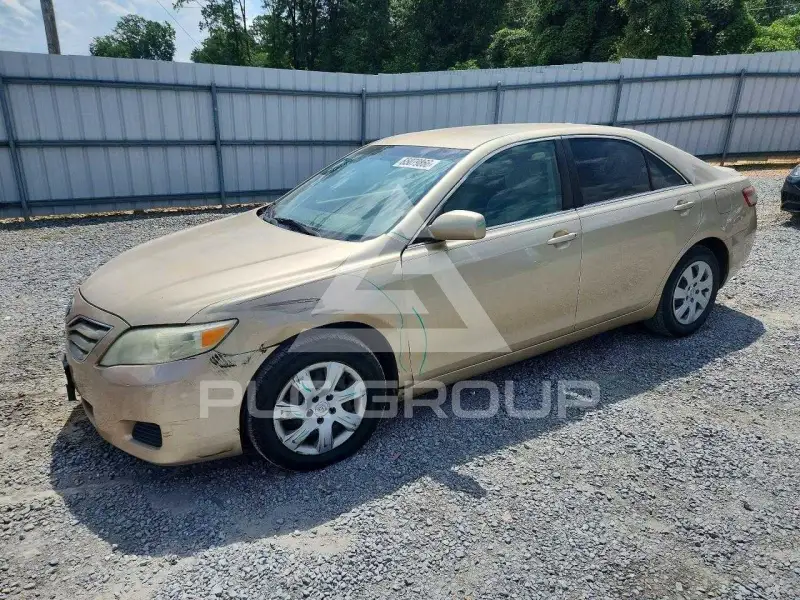 2010 Toyota CAMRY фото