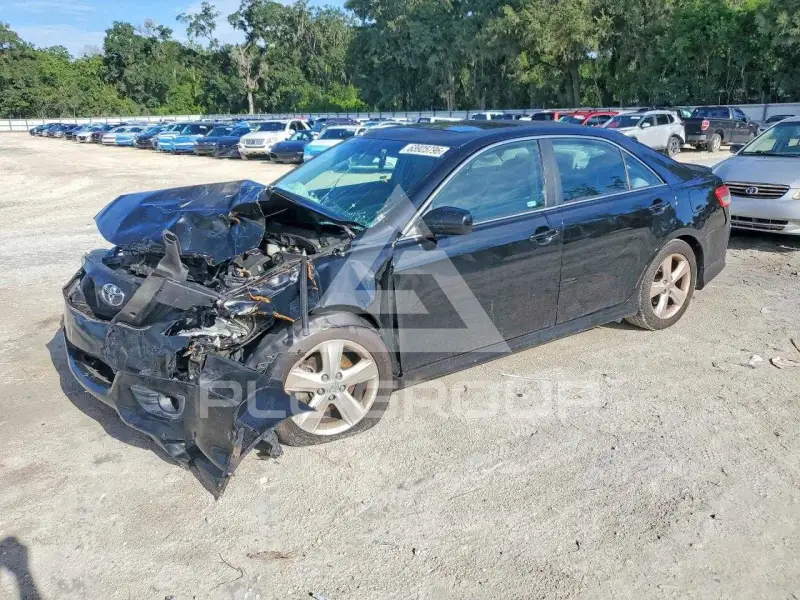 2010 Toyota CAMRY фото