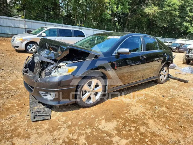 2010 Toyota CAMRY фото
