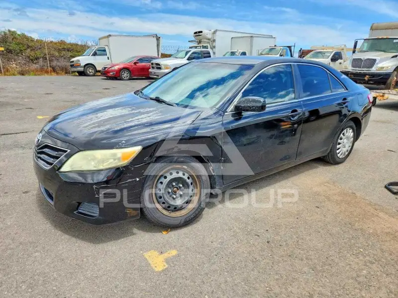 2010 Toyota CAMRY фото