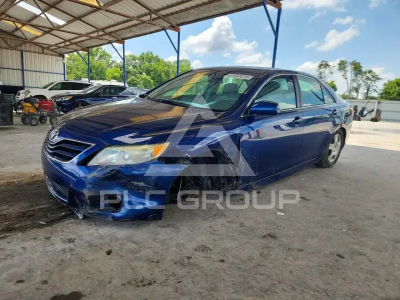 2010 Toyota CAMRY фото