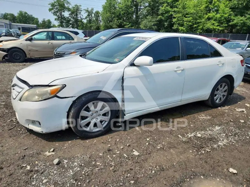 2010 Toyota CAMRY photo
