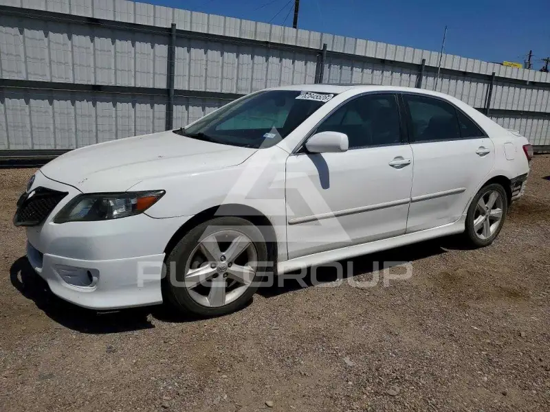 2010 Toyota CAMRY фото