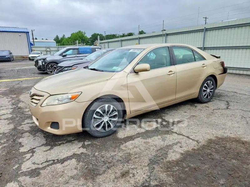 2010 Toyota CAMRY photo