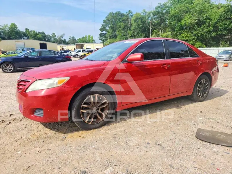 2010 Toyota CAMRY фото