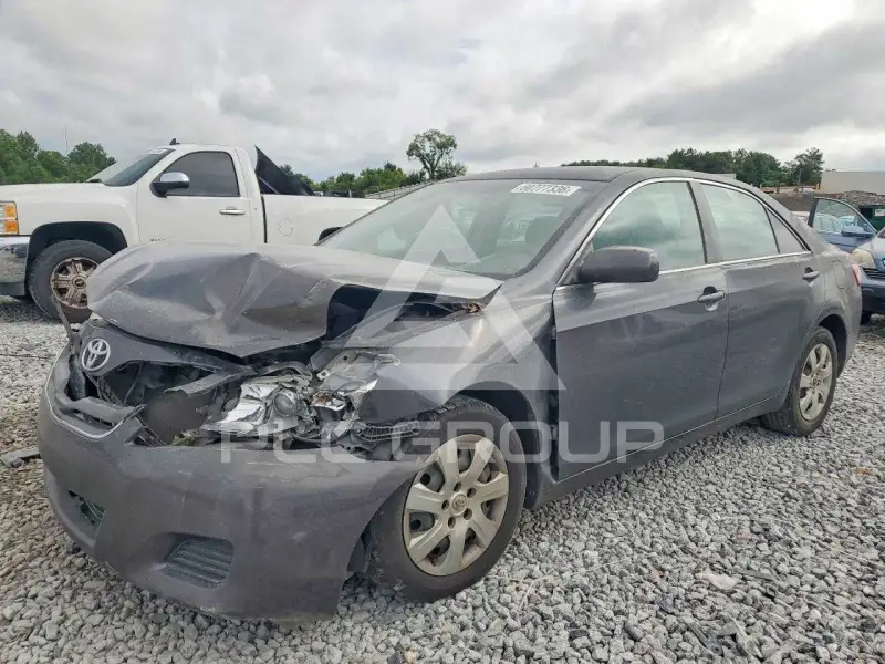 2010 Toyota CAMRY фото