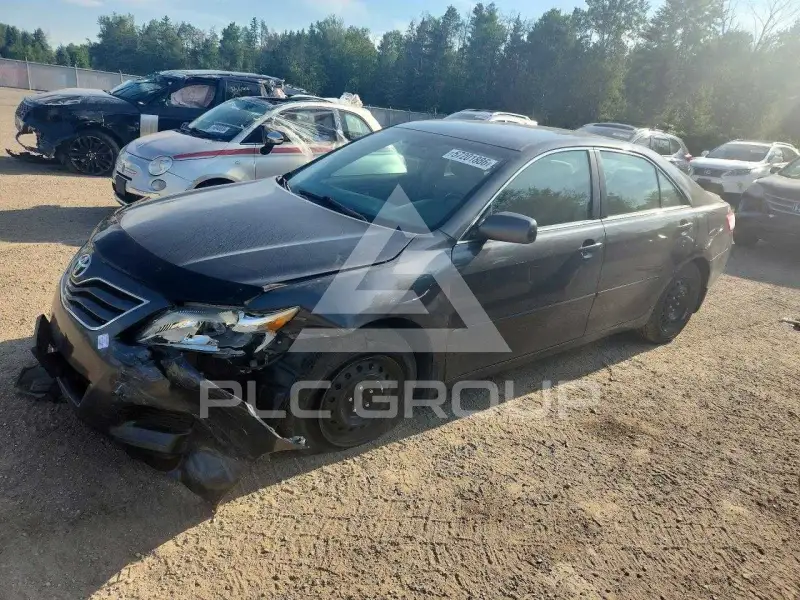 2010 Toyota CAMRY photo